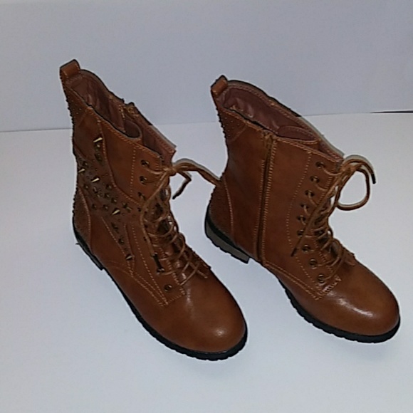 New Forever 21 Brown Boots With Bronze Studs Design - Picture 4 of 8